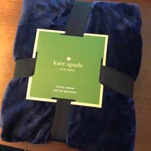 NWT KATE SPADE FLEECE THROW